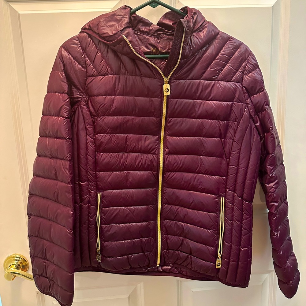 Michael Kors Lightweight Puffer Jacket with Hood size M